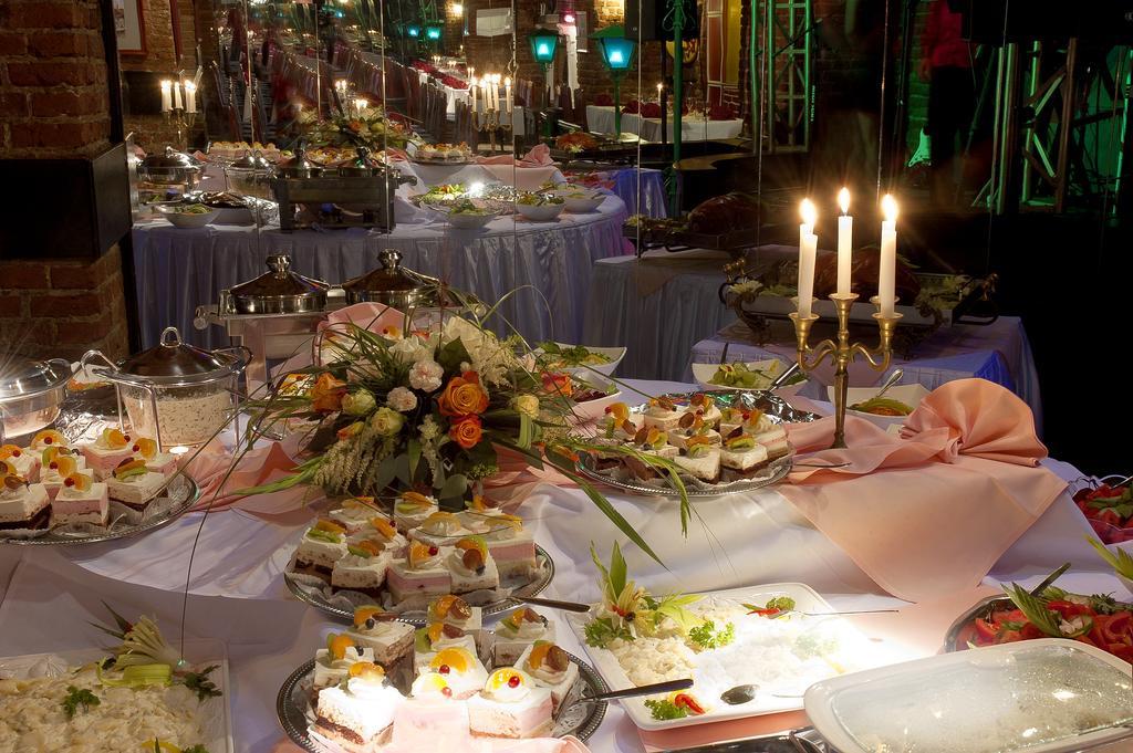 Hotel Victoria 슈체친 외부 사진